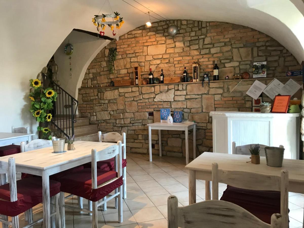 Borgo Piccolo Hotel Cavaion Veronese Exterior photo