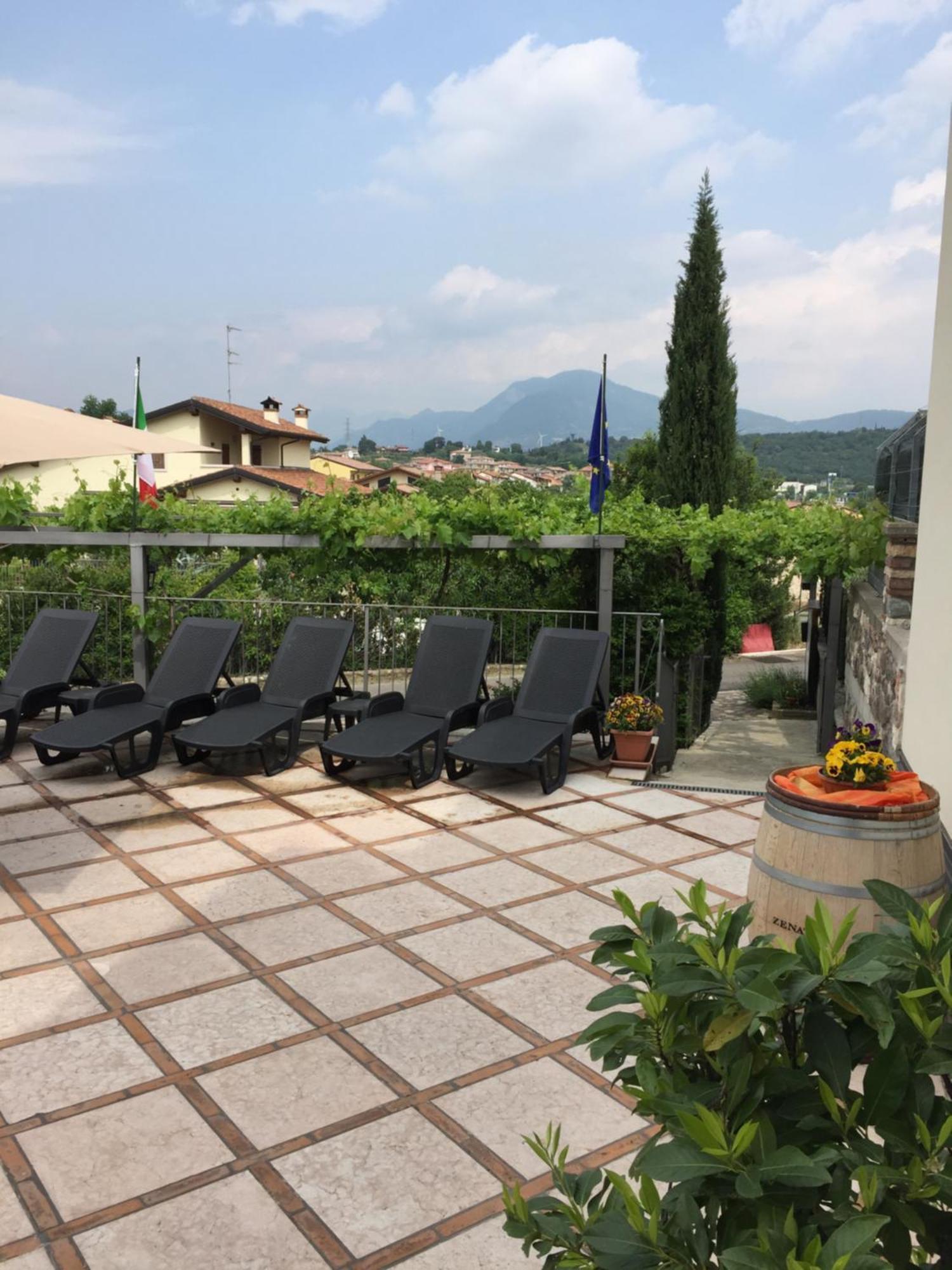 Borgo Piccolo Hotel Cavaion Veronese Exterior photo