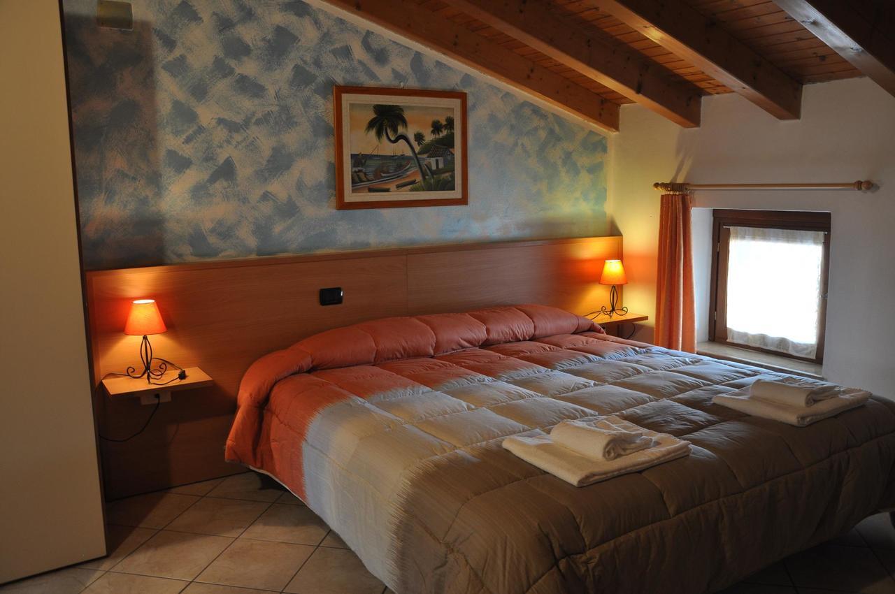 Borgo Piccolo Hotel Cavaion Veronese Exterior photo