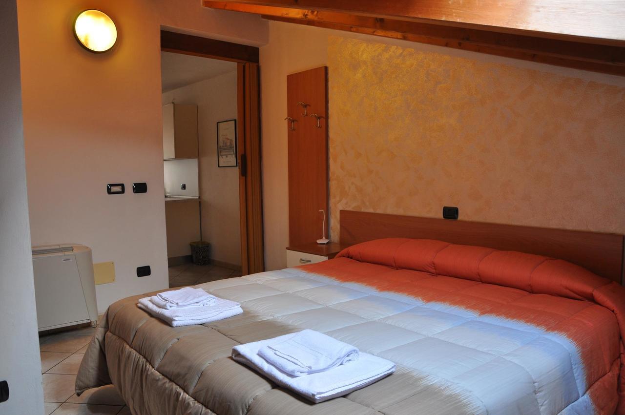 Borgo Piccolo Hotel Cavaion Veronese Exterior photo