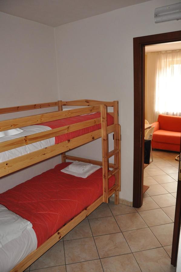 Borgo Piccolo Hotel Cavaion Veronese Exterior photo